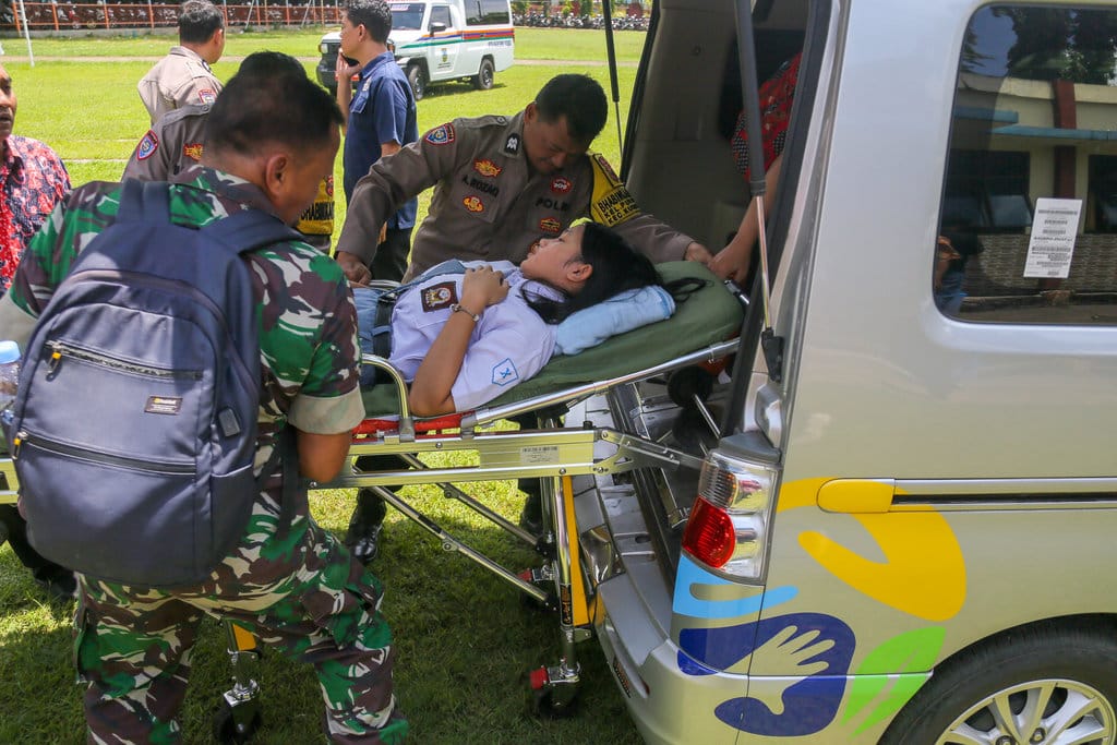 Penanganan dan evakuasi siswa diduga keracunan MBG