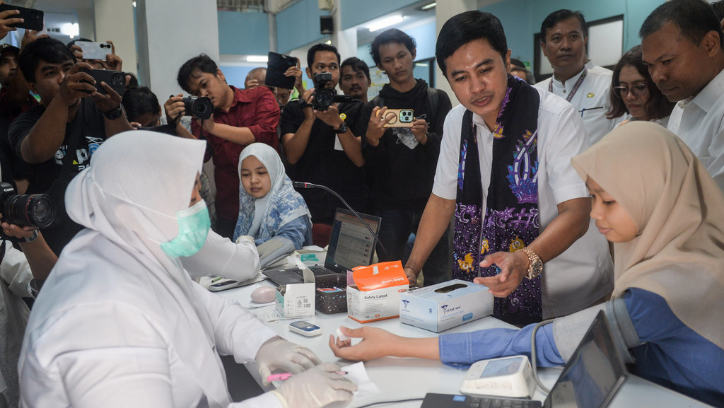 Wamenkes tinjau pelayanan CKG di Tangerang