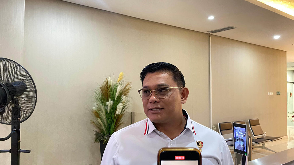 Polisi Geledah 5 Gudang di Jakarta, Sita Ribuan HP Impor Ilegal