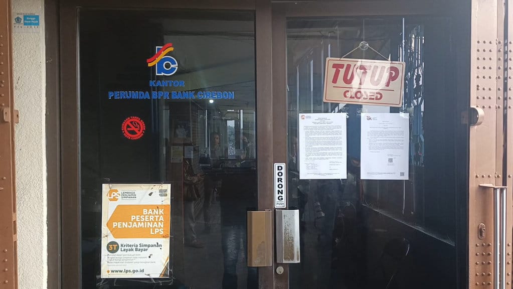 Penutupan Perumda BPR Bank Cirebon