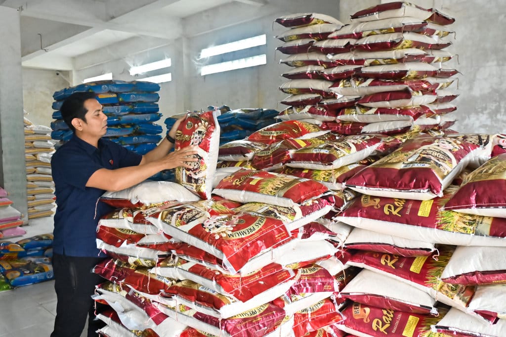 Beras Premium Naik 10,52 Persen, Inflasi Nasional 3,28 Persen