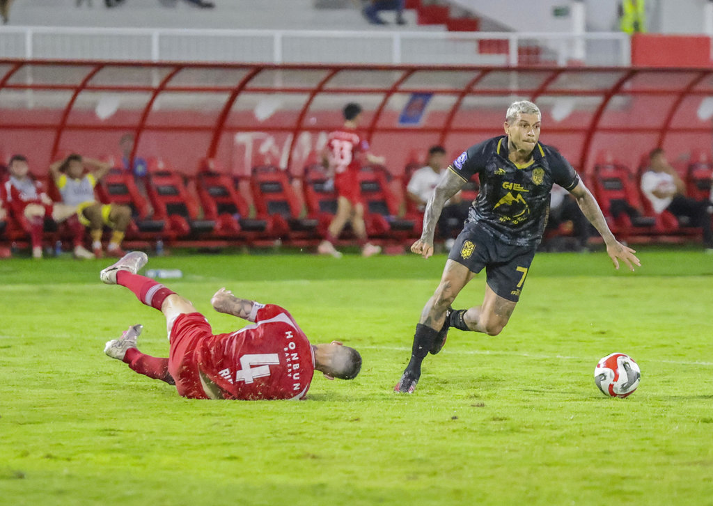 Live Streaming Malut Utd vs Persebaya Liga Super 2026 Tayang TV?
