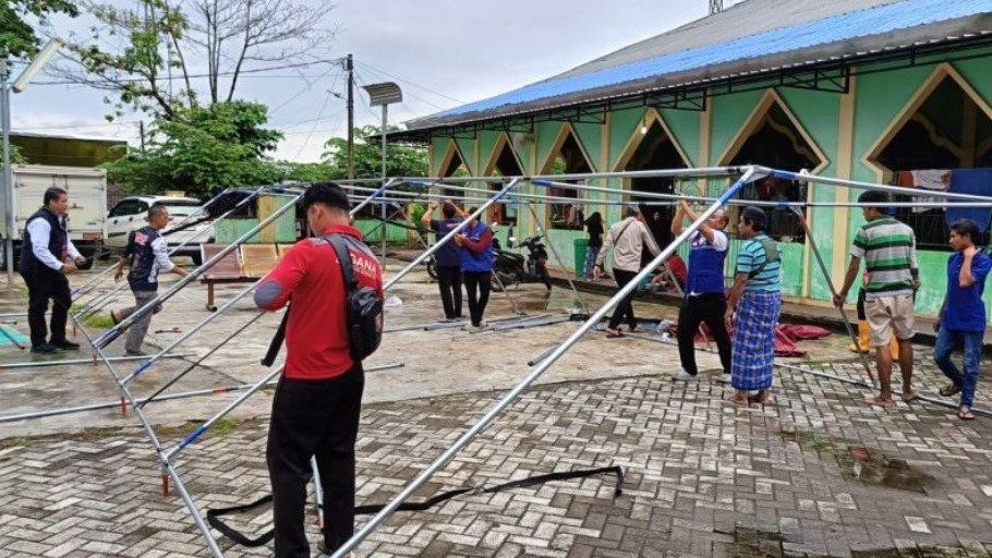Tagana Sulsel dan Pemkot Makassar bangun tempat pengungsian