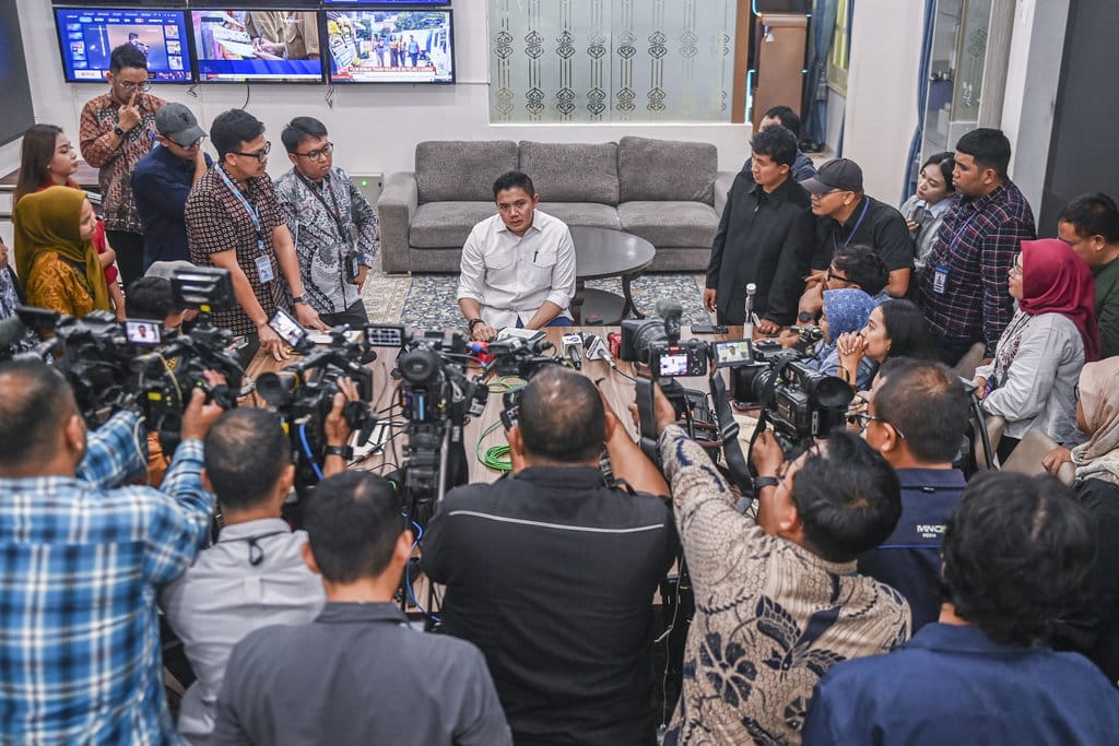 Seskab Teddy Sebut RI Tak akan Alami Kekacauan, Semua Terkendali