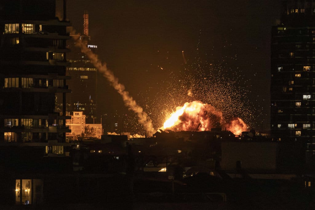 Serangan Iran ke Tel Aviv
