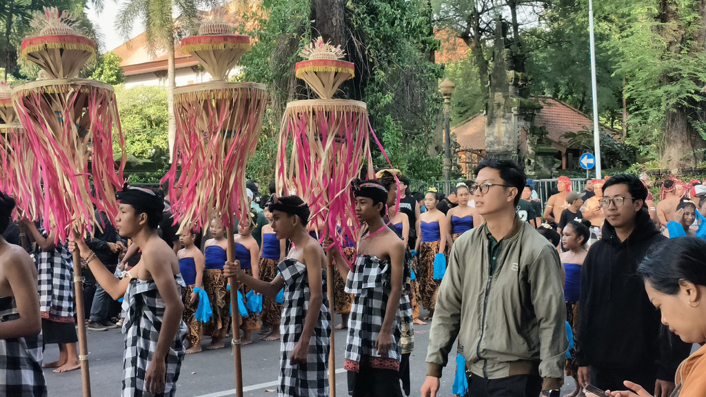 Pawai Ogoh-Ogoh