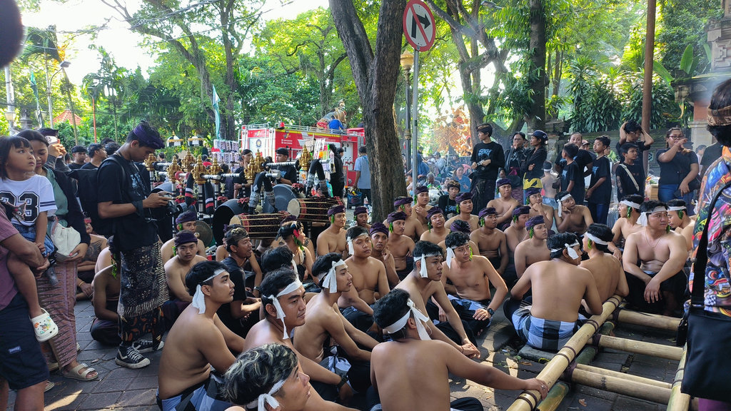 Pawai Ogoh-Ogoh