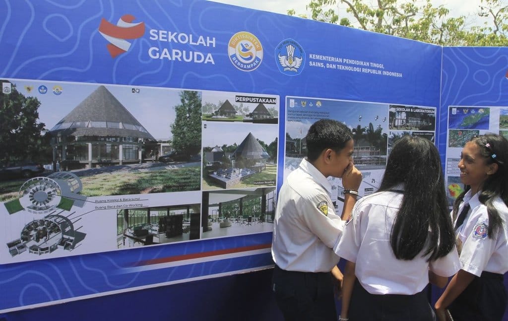 Kemendiktisainstek menyatakan pembangunan Sekolah Unggul Garuda di atas lahan seluas 20 hektare di Kota Soe itu, akan dilaksanakan pada November 2025 dengan target selesai pada Juni 2026.ANTARA /Kornelis Kaha.
