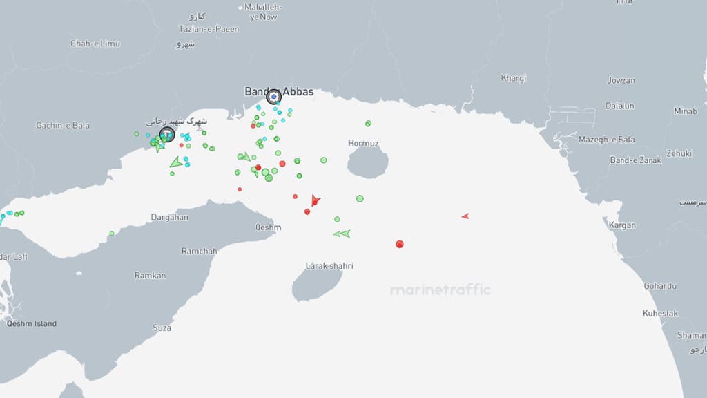 Iran Kembali Tutup Selat Hormuz usai Israel Serang Lebanon