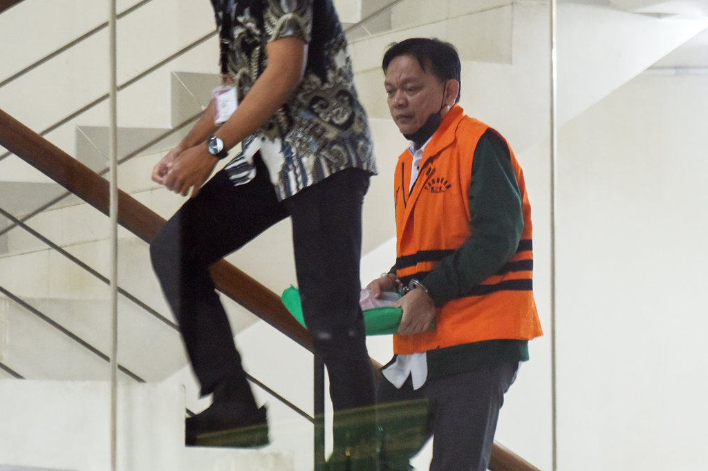 Eks Waka PN Depok Lawan KPK terkait Kasus Suap Sengketa Lahan