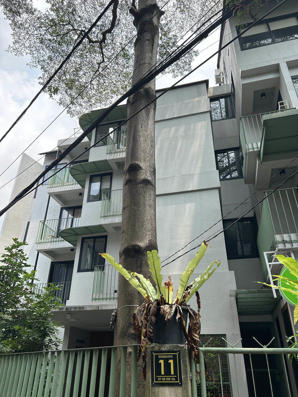 Rumah Flat Rujak Center Urban