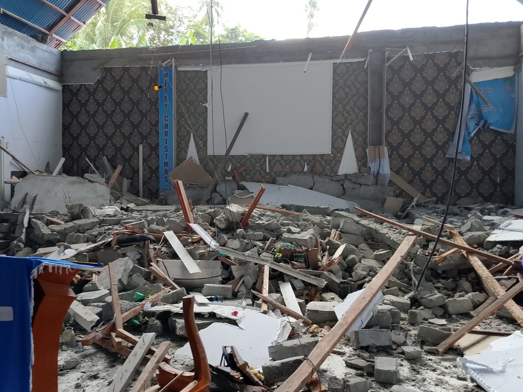Gempa Sulut: ICU RS Siloam Rusak, Pasien Dievakuasi ke Korem
