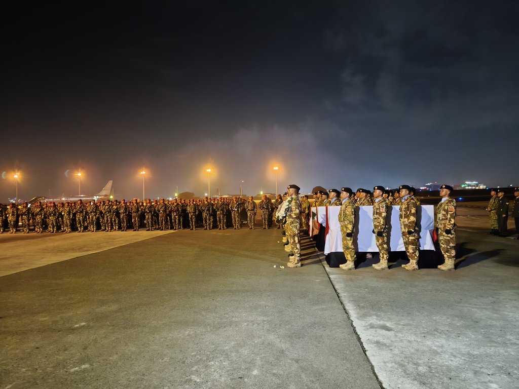 KSAD Pimpin Upacara Pelepasan Jenazah 3 Prajurit TNI UNIFIL