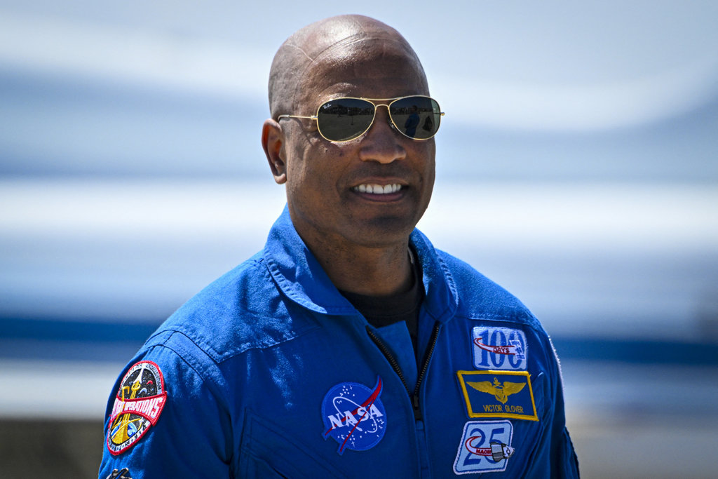 Astronot Artemis II Victor Glover 