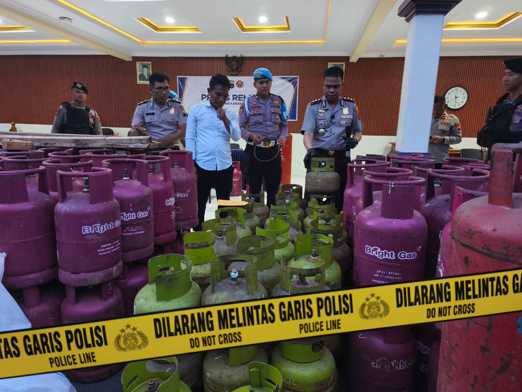 Polisi Bongkar Kasus Pengoplosan Elpiji di Karanganyar