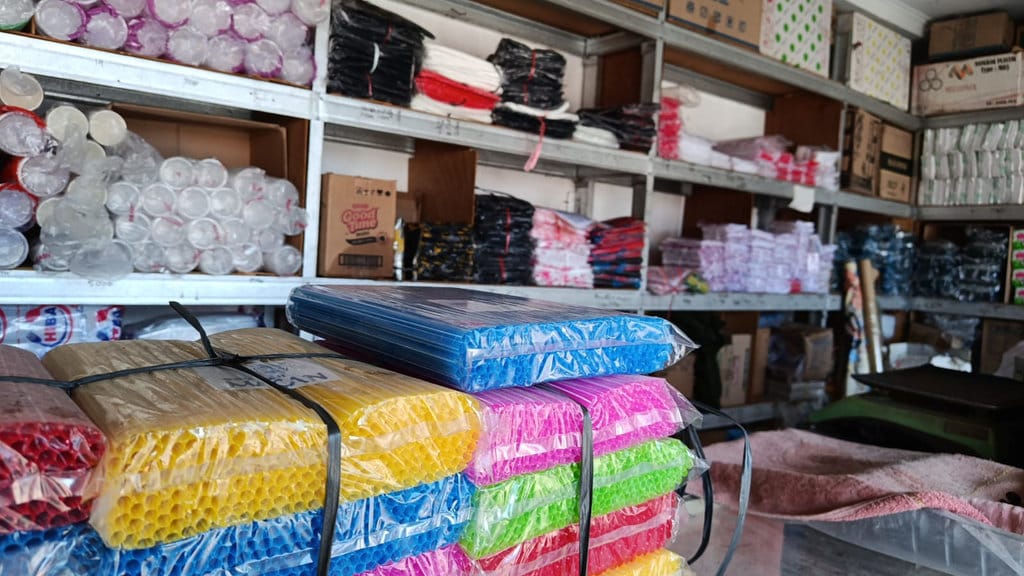 Harga Plastik di Cirebon Naik