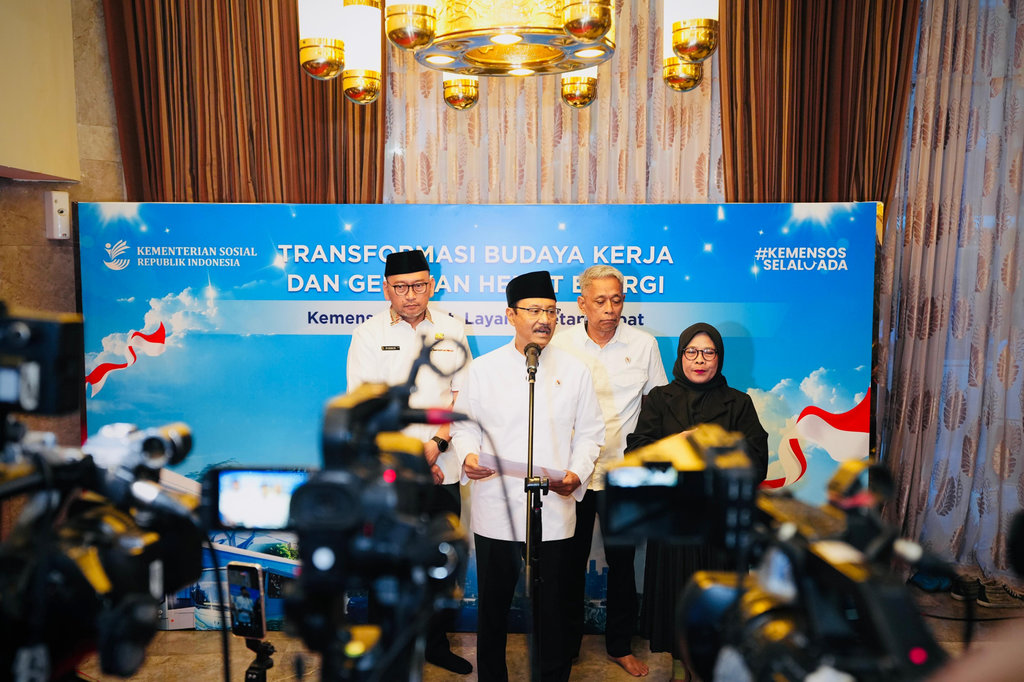 Bangun Budaya Kerja Baru, Gus Ipul Dorong Kebersamaan Pegawai