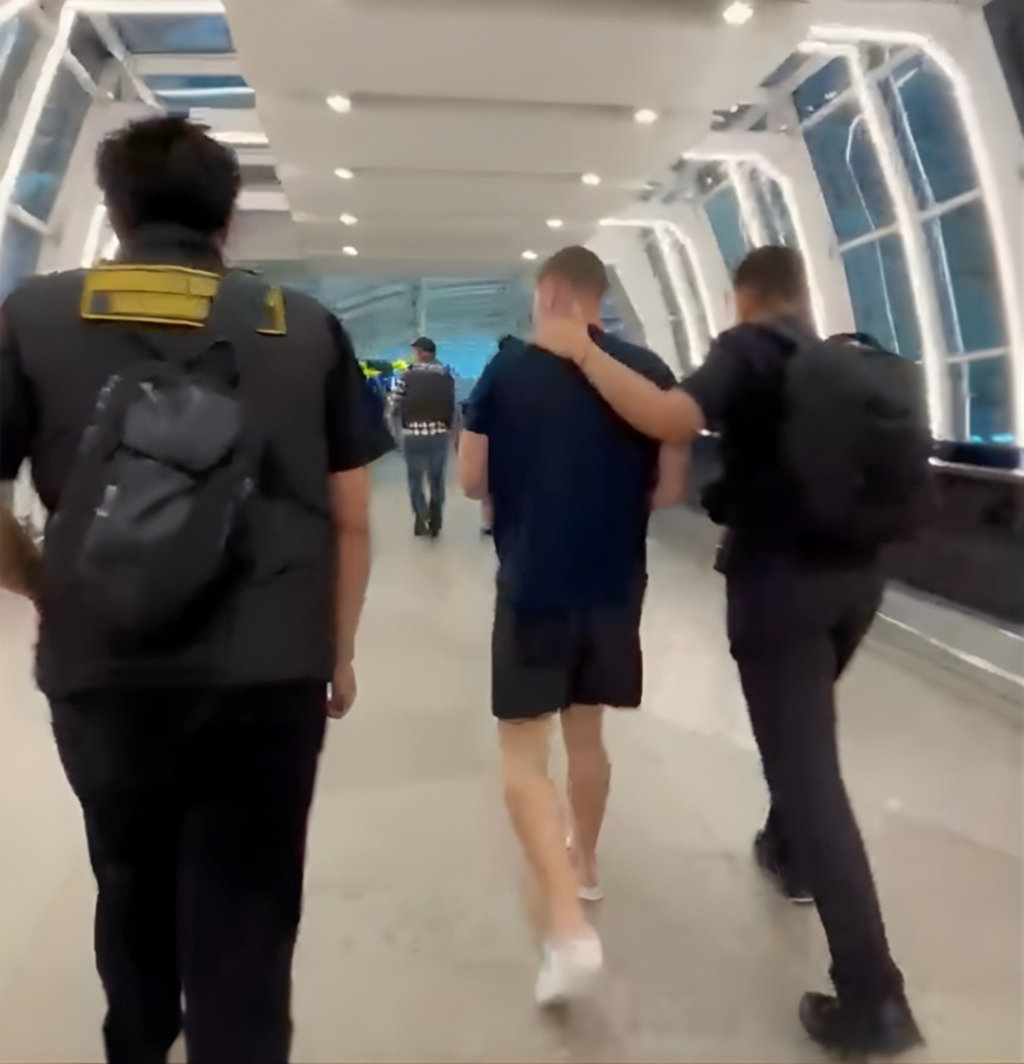 Imigrasi Ngurah Rai Bali Deportasi Buronan Interpol Asal Inggris