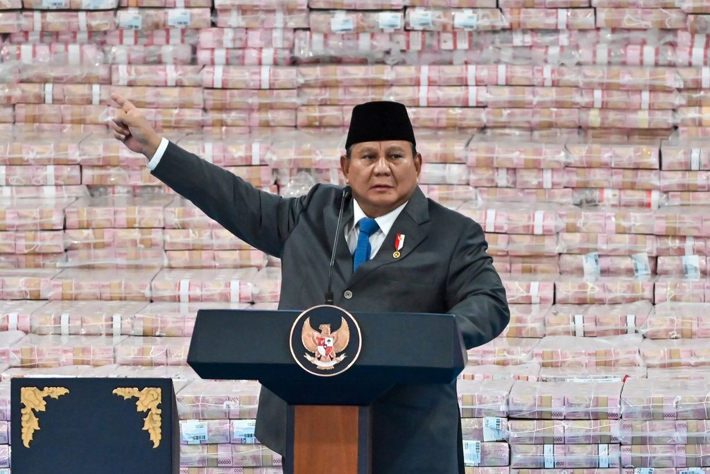 Prabowo Jawab Kritik Dana MBG: Uang Untuk Rakyat, Salahnya Apa?
