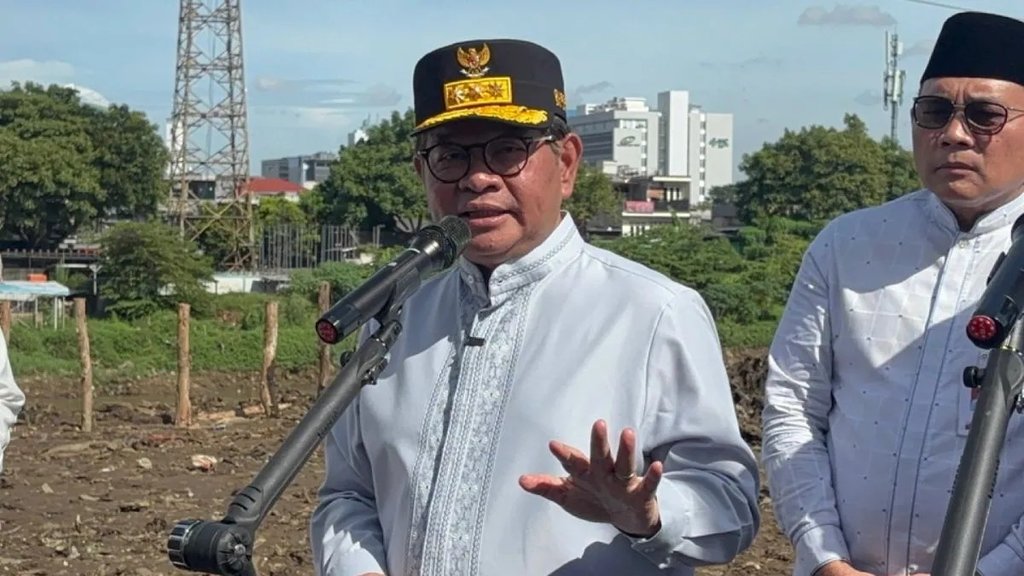 Pemprov DKI Keruk Banjir Kanal Barat 3,8 KM Guna Cegah Banjir