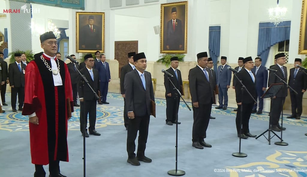 Prabowo Saksikan Sumpah Jabatan 9 Anggota Ombudsman 2026-2031