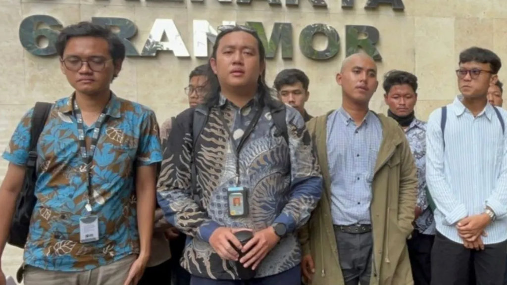 Oditur: 4 TNI Lacak Kegiatan Andrie Yunus Melalui Google