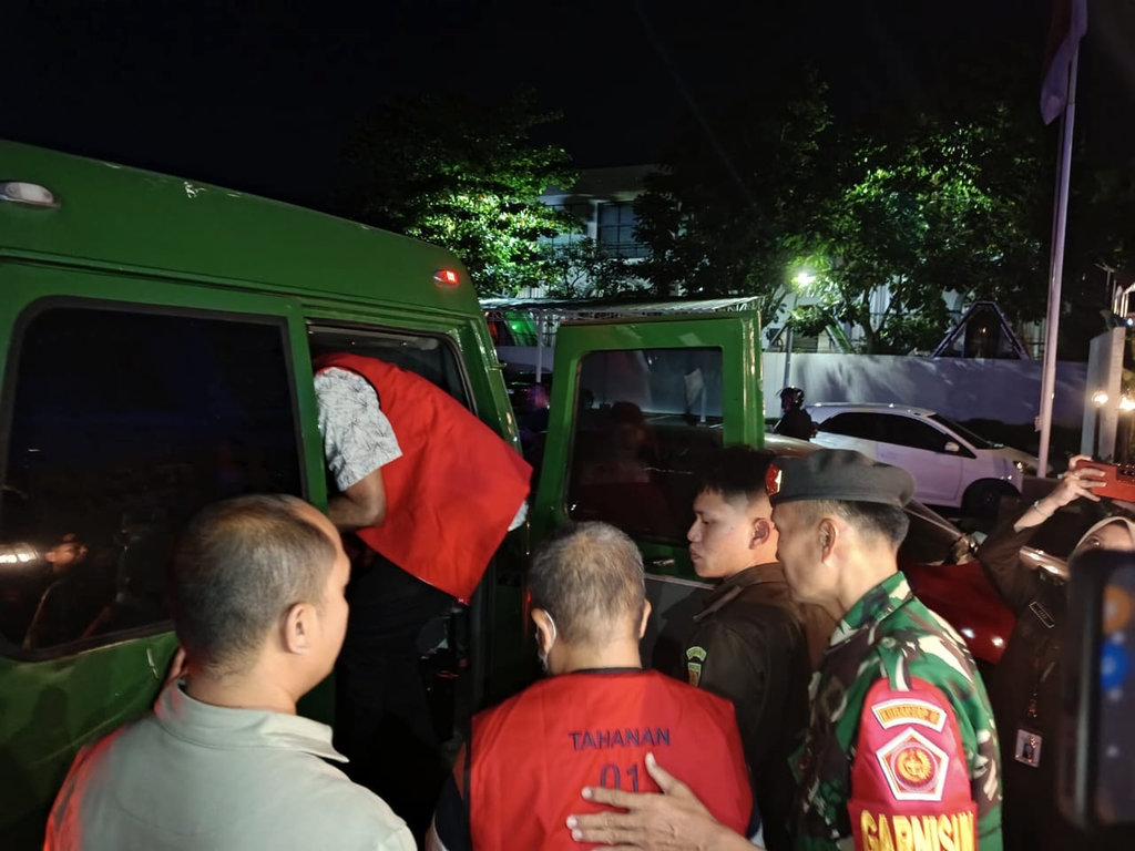 Kejari Cirebon Tahan 3 Pejabat BPR, Korupsi Kredit Rp17,3 M