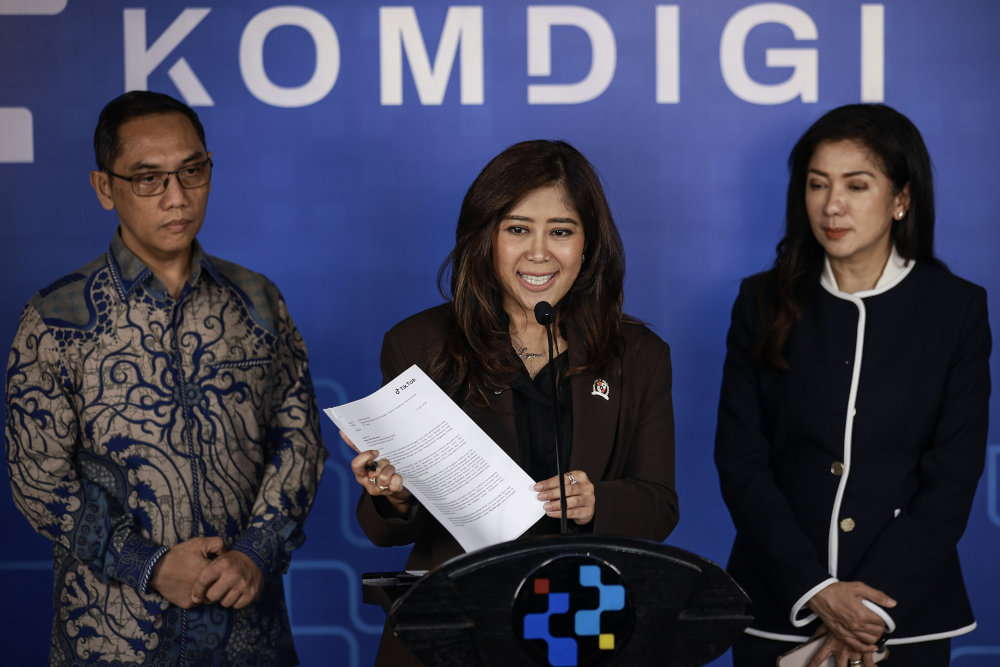 Komdigi: Roblox & YouTube Belum Patuhi PP TUNAS soal Batas Usia