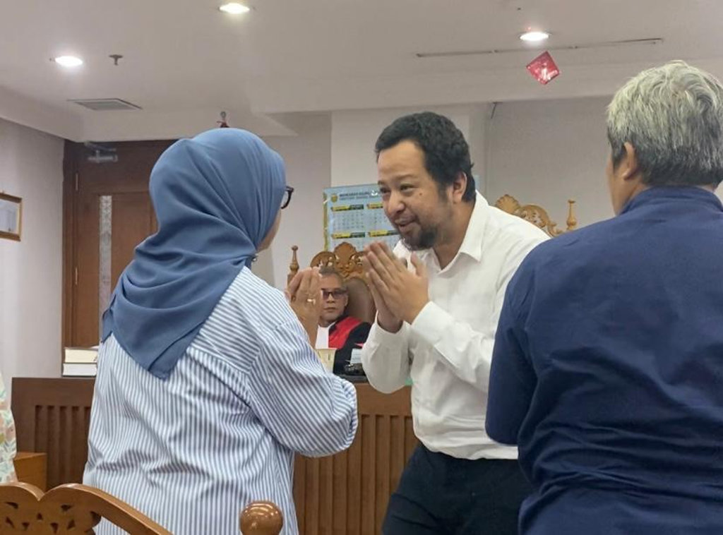 Dirut Terra Drone Minta Maaf & Salami Keluarga Korban di Sidang