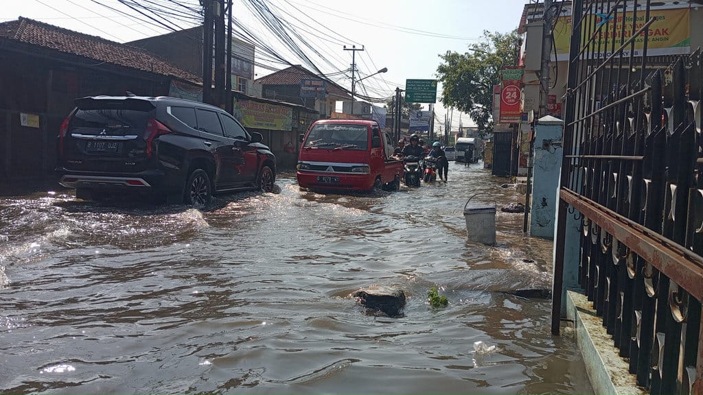 Situasi Terkini Banjir Derwati Bandung yang 4 Hari Tak Surut