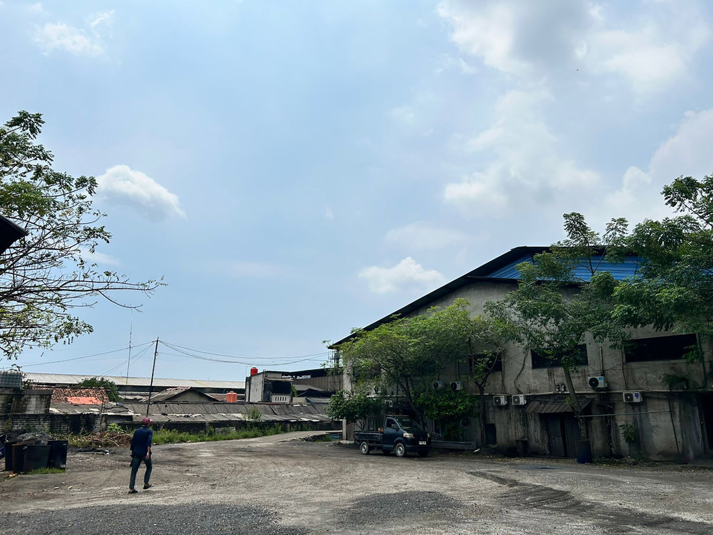 Warga Pasar Kemis Kab. Tangerang Keluhkan Polusi Pabrik Logam