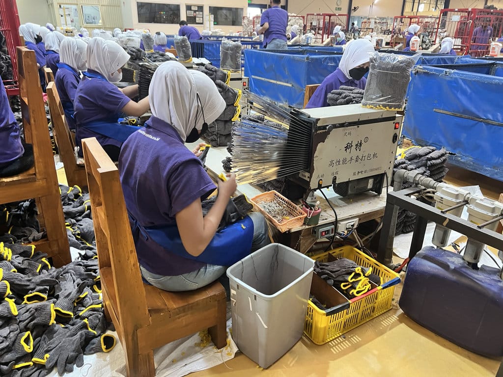 Mitra Saruta Tetap Ekspor Hasil Tekstil di Saat Konflik Global