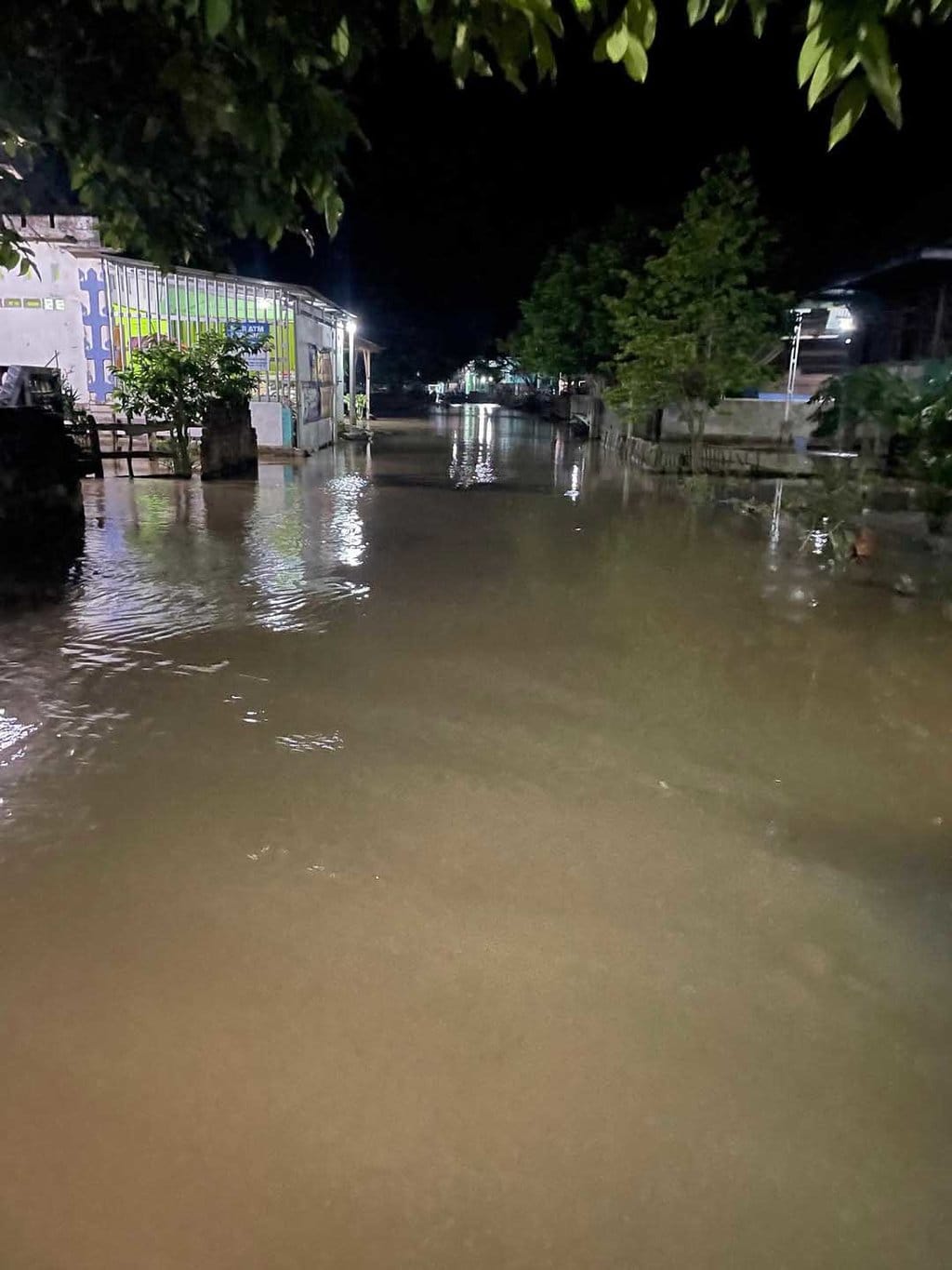 5.295 Warga di Kabupaten OKU Terisolasi usai 5 Hari Banjir