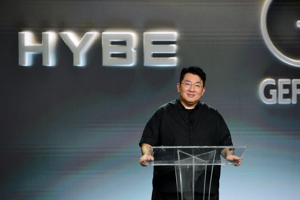 Duduk Perkara Kasus Bang Si Hyuk, Bos HYBE yang Dicekal Polisi