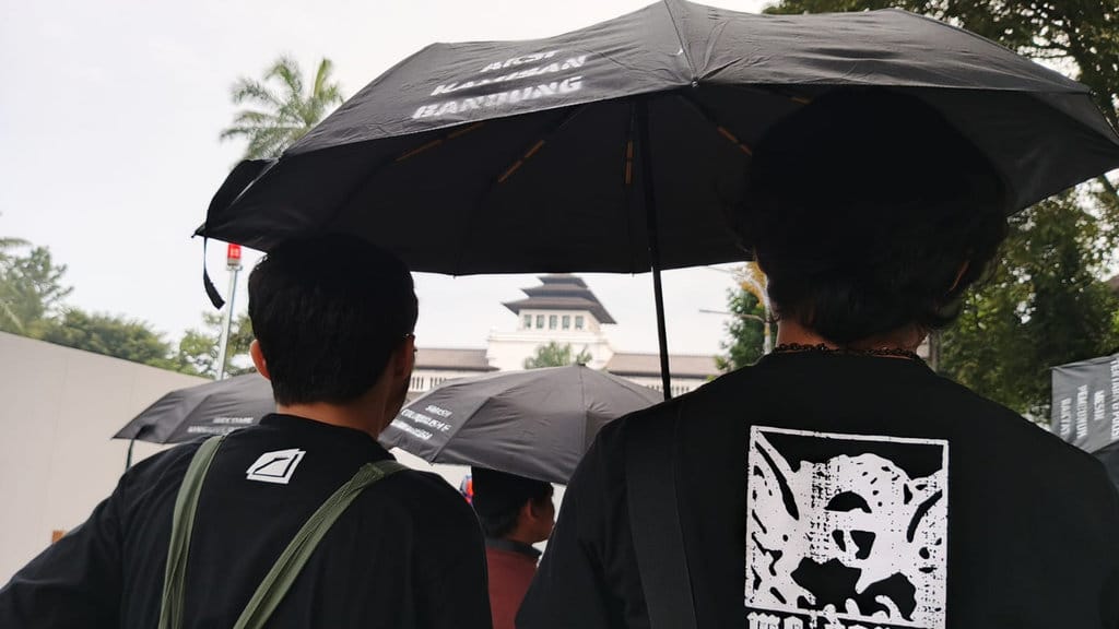 Massa Aksi Kamisan Bandung ke-429 