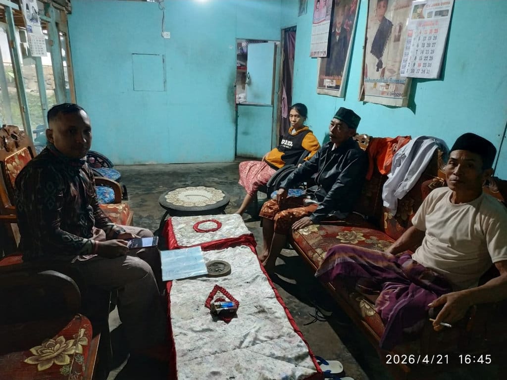 Guru di Jember Tempuh Medan Ekstrem demi Verifikasi Data Miskin