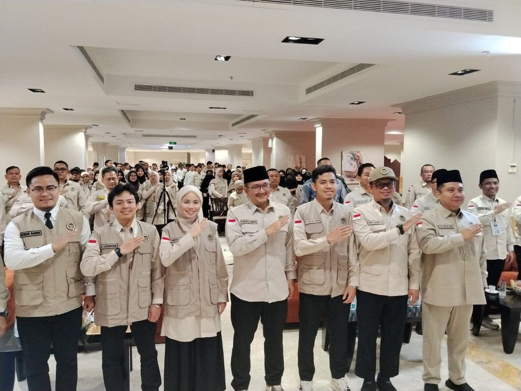 Mukimin & Mahasiswa RI di Timur Tengah Bantu Layanan Haji 2026