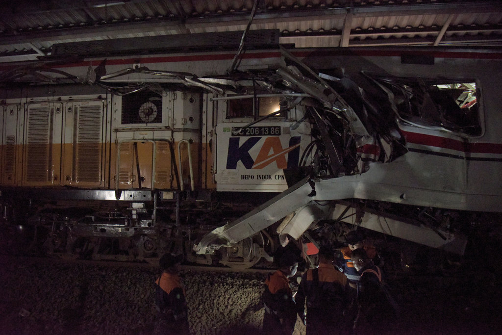 Fakta-fakta Seputar Kecelakaan KRL Bekasi Timur vs Argo Bromo