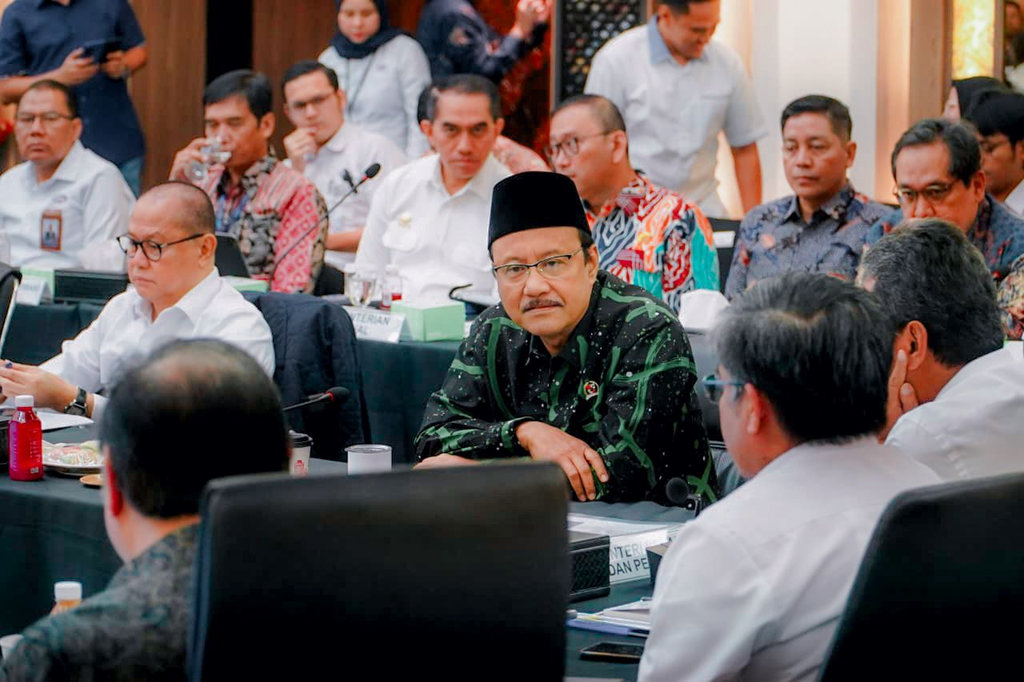 Gus Ipul Usulkan Perluasan Penerima Bansos Demi Jaga Pertumbuhan