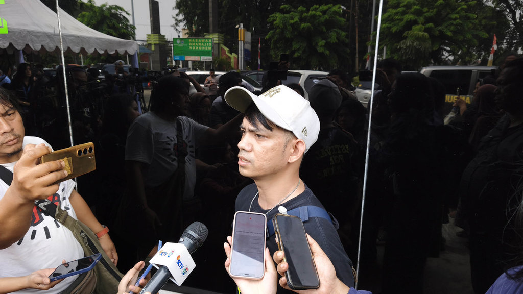 Cerita Korban Tabrakan KA di Bekasi Timur Terimpit hingga 10 jam
