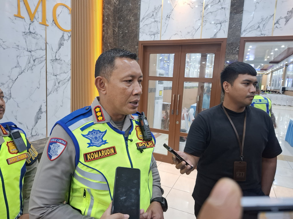 Kecelakaan Kereta di Bekasi, Polisi Periksa Sopir Taksi Green SM