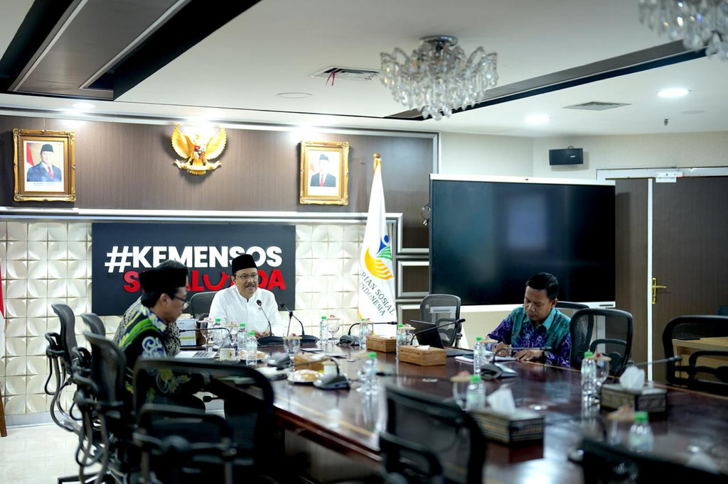 Siti Pilih Sekolah Rakyat Meski Sempat Jadi Kepsek SMA Favorit