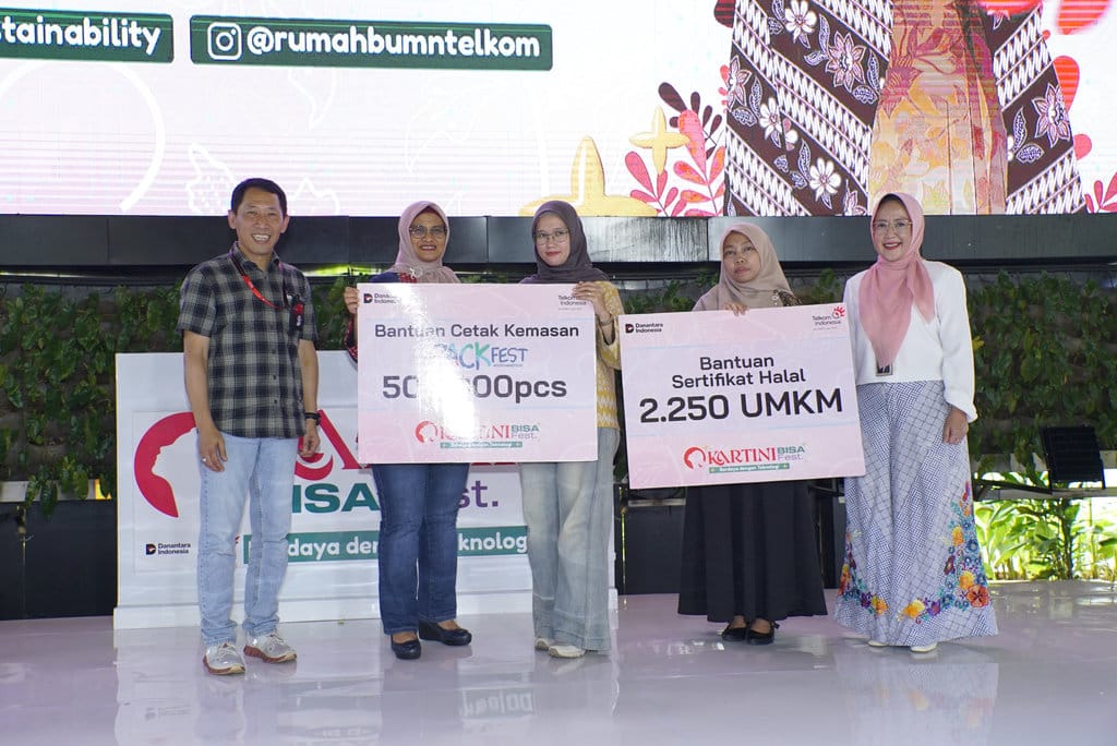 Telkom Kembangkan UMKM Perempuan Lewat Kartini BISA Fest