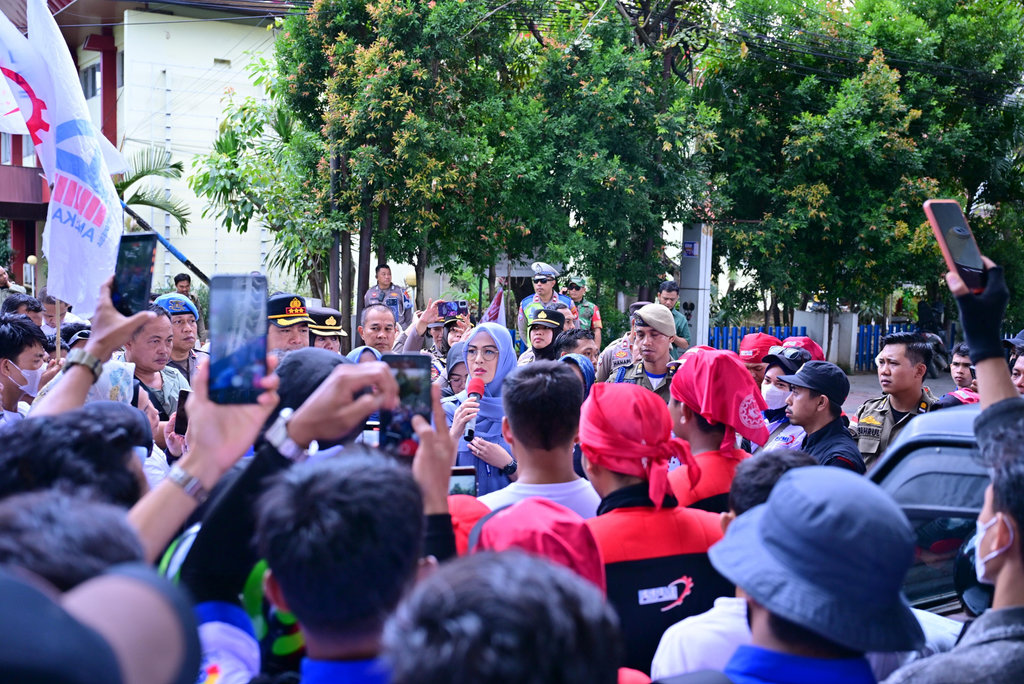 Aksi May Day di Makassar, DPRD Sulsel Janji Kawal Aspirasi Buruh