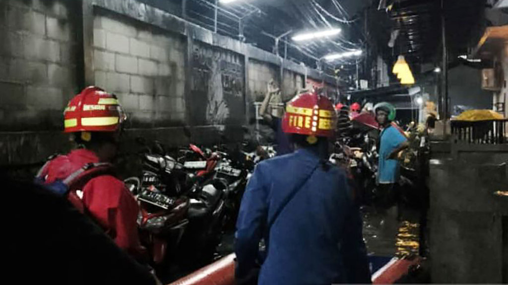 Banjir Rendam 12 RT di Jakarta Imbas Hujan Deras