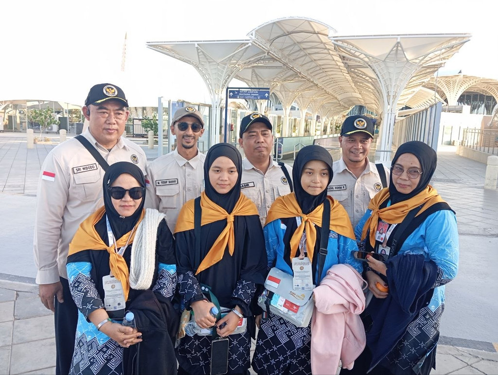 Visa Sempat Eror, 2 Jemaah Haji Remaja Kalteng Lolos Imigrasi