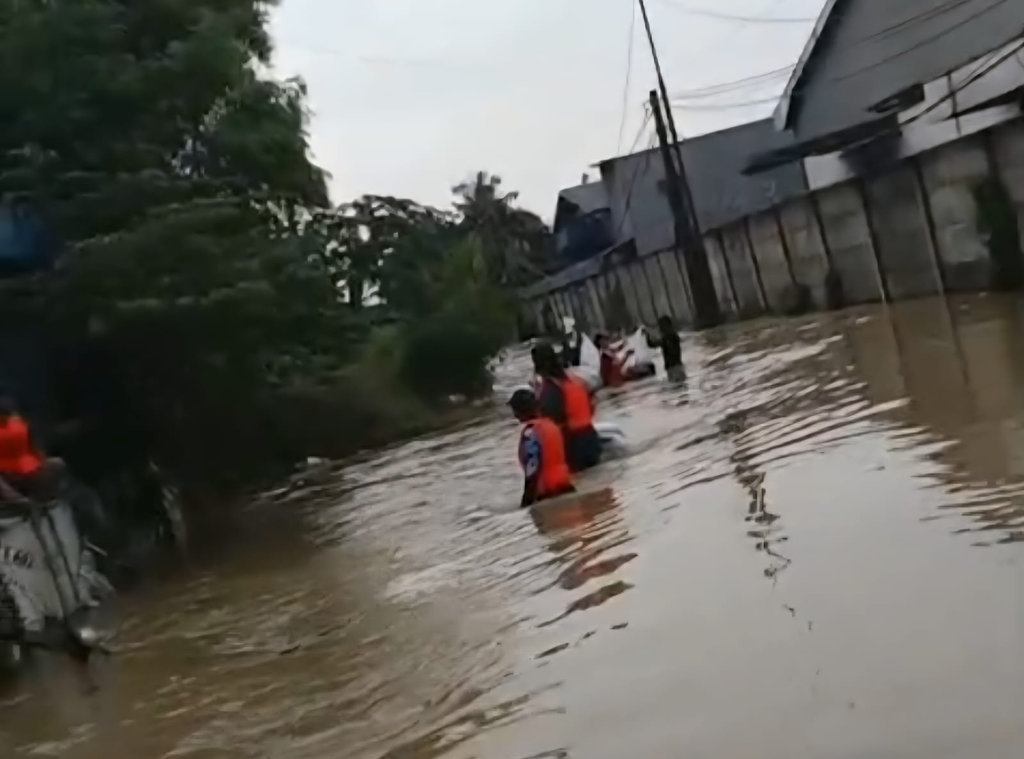 700 KK Terdampak Banjir di Kampung Candulan Cipondoh Tangerang