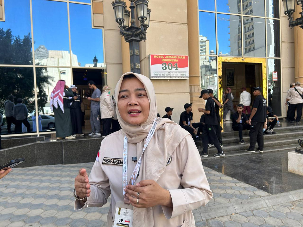 Jejak Pengabdian Eneng Kusnani, Srikandi TNI di Episentrum Haji