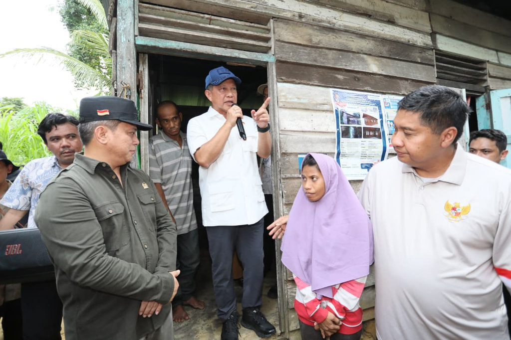 Mendagri dan Menteri PKP Tinjau Program BSPS di Balikpapan