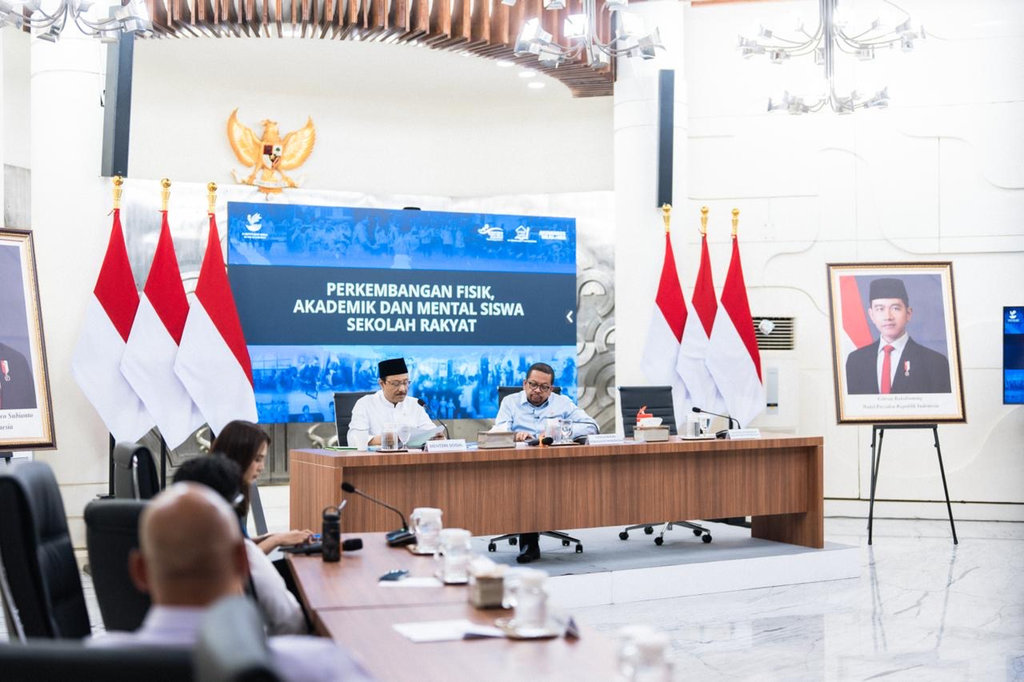 Mensos Pastikan Pengadaan Sepatu Sekolah Rakyat Bersih-Akuntabel